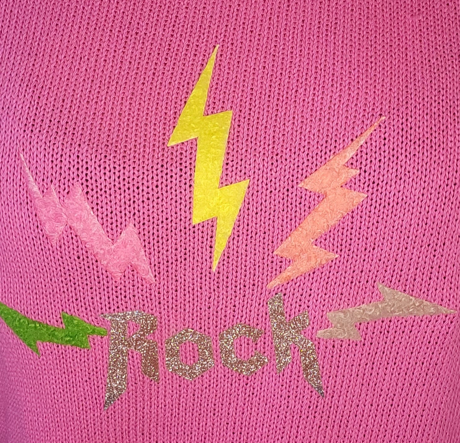 Pulli Rock pink 39.99 € JETZT NUR 24.99 €