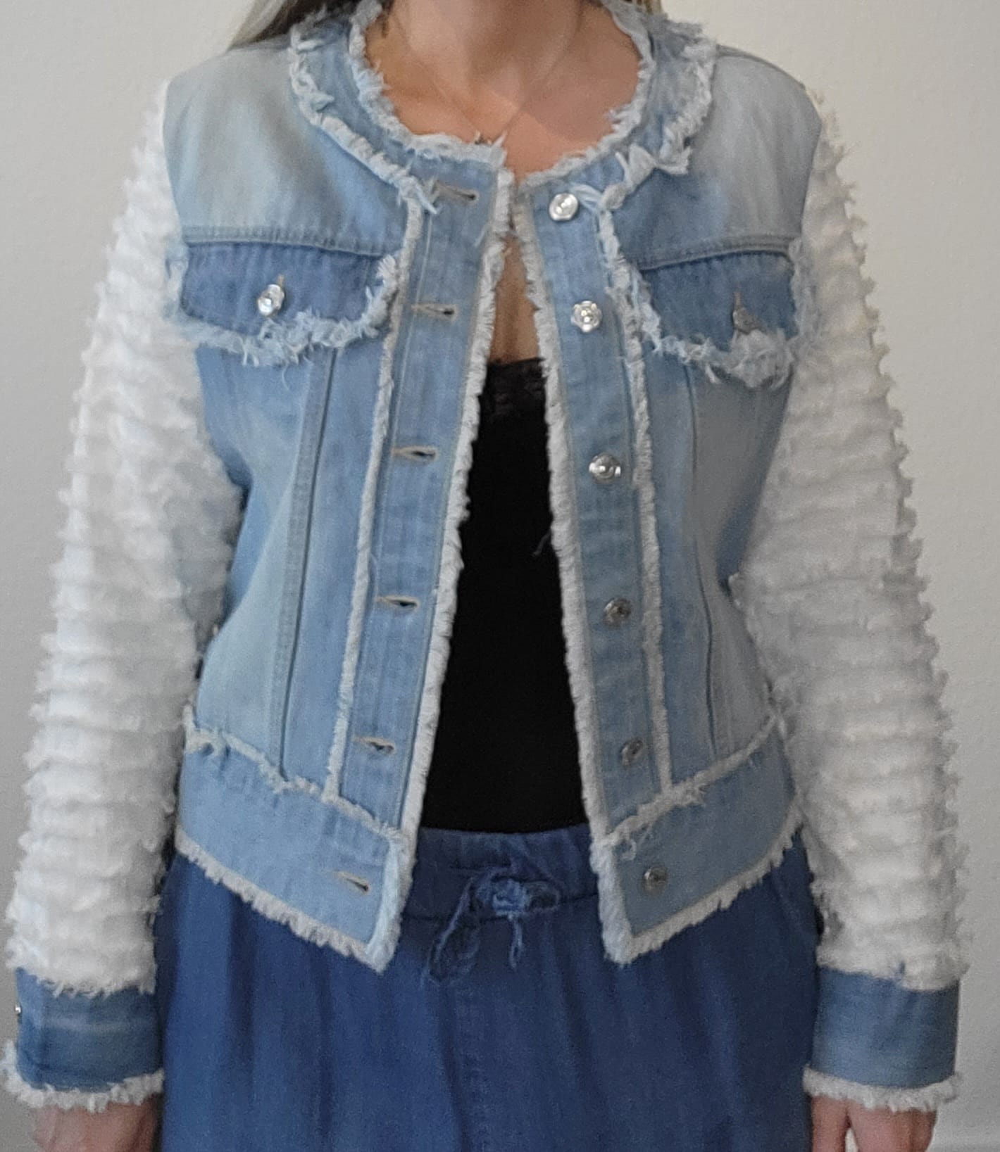 Jeansjacke in blau und weißS/M