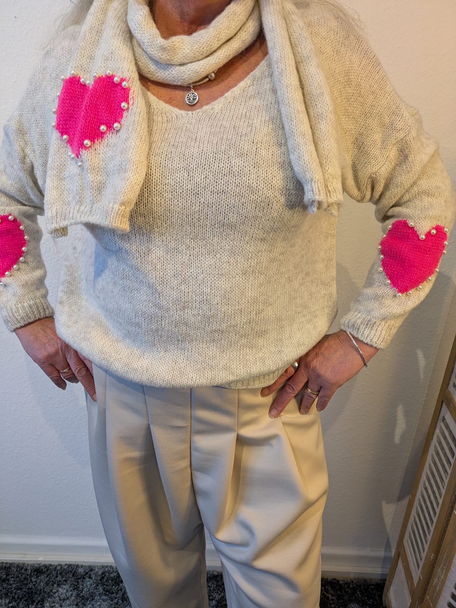 Pulli Herzschalbeige melange
