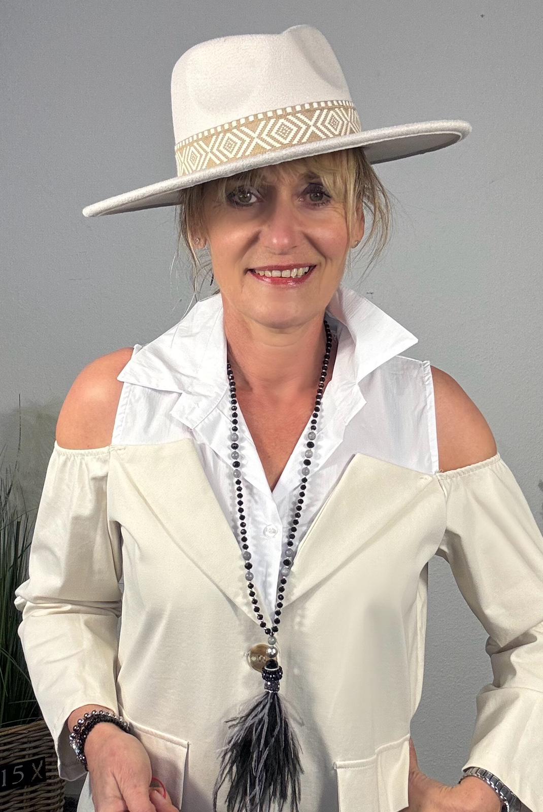 Blusenblazer mit "Cut-Out" in beige/weißM