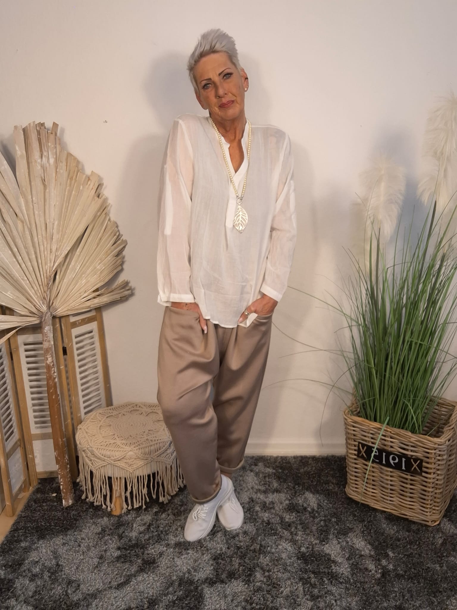 Bluse mit Stehkragenweiß S/M